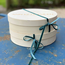 Afbeelding in Gallery-weergave laden, The Meat Box Main 1P