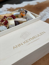 Afbeelding in Gallery-weergave laden, The Cheese Box to Share 4 Pers