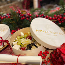 Afbeelding in Gallery-weergave laden, The Cheese Box Main 1p
